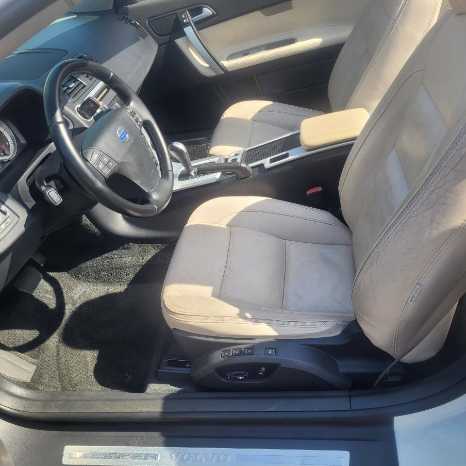 Used 2013 Volvo C70 T5 FWD image 23