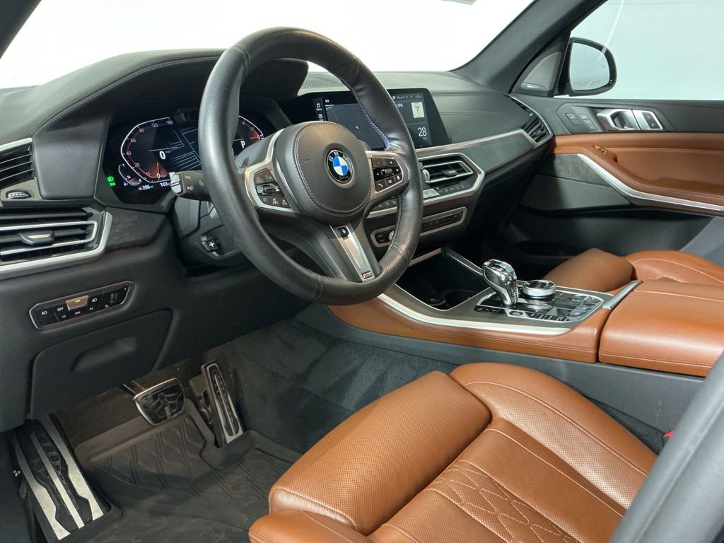 Used 2021 BMW X5 xDrive40i w/ M Sport Package AWD/4WD image 21