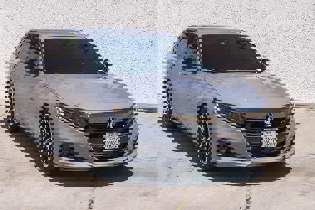 Used 2021 Honda Accord Sport image 3