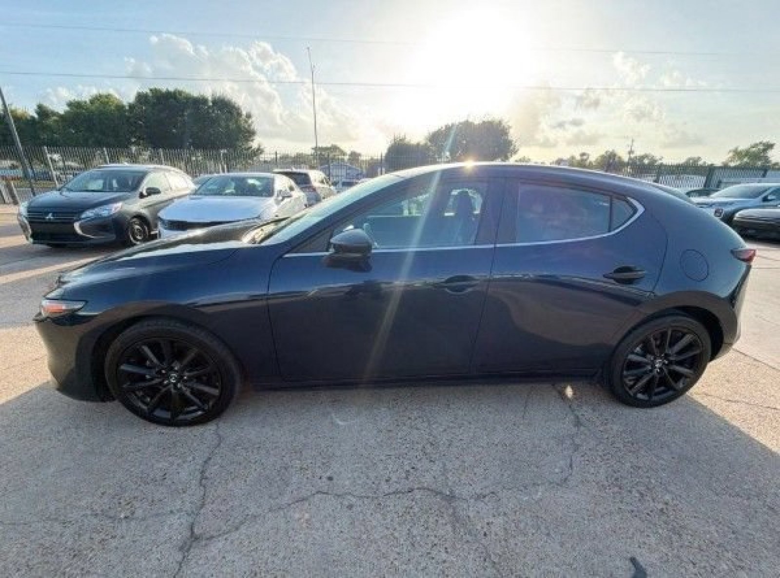 Used 2024 MAZDA MAZDA3 s FWD image 9