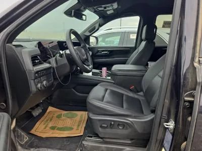 Used 2026 Chevrolet Tahoe Z71 AWD/4WD image 9