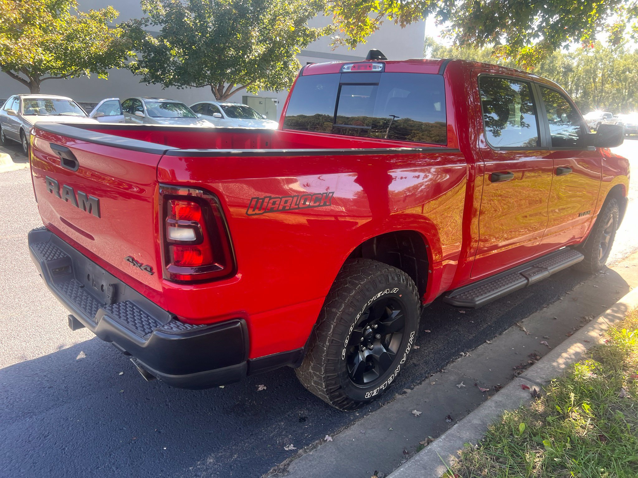 Used 2025 RAM 1500 Warlock AWD/4WD image 6