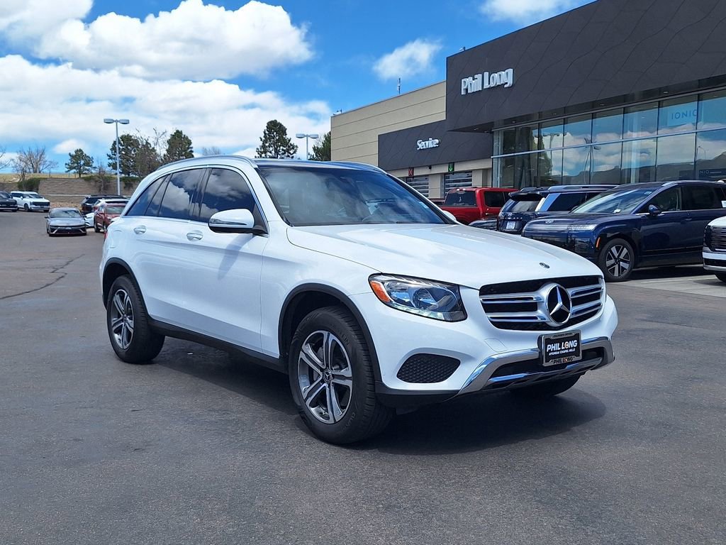 Used 2019 Mercedes-Benz GLC 300 4MATIC w/ Premium Package image 1