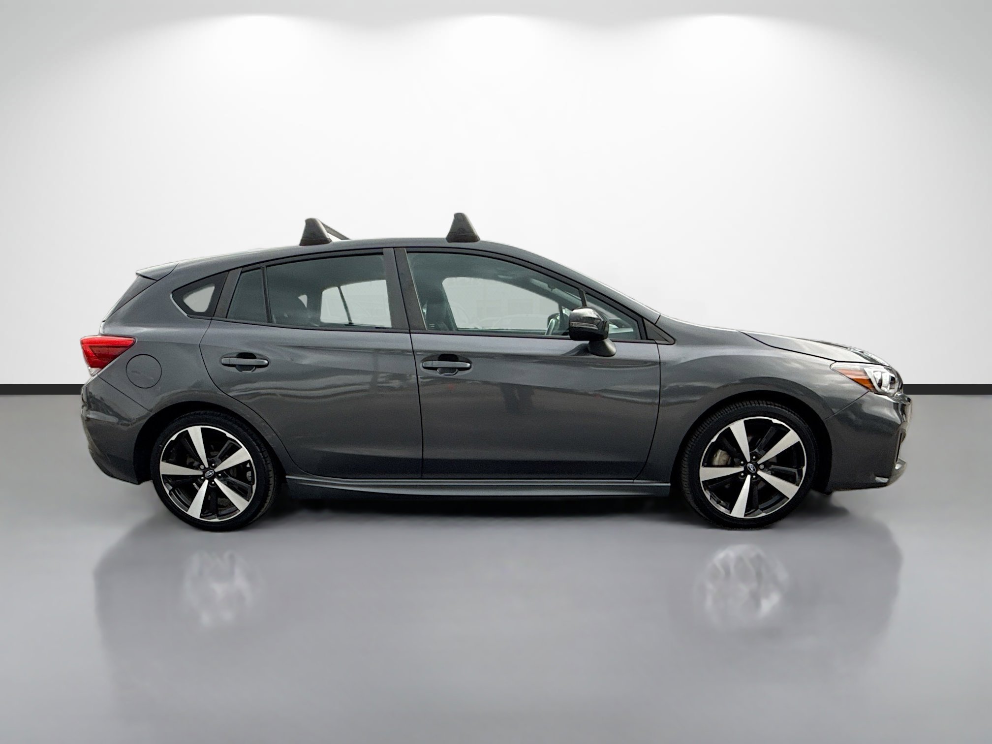 Used 2019 Subaru Impreza 2.0i Sport AWD/4WD image 2