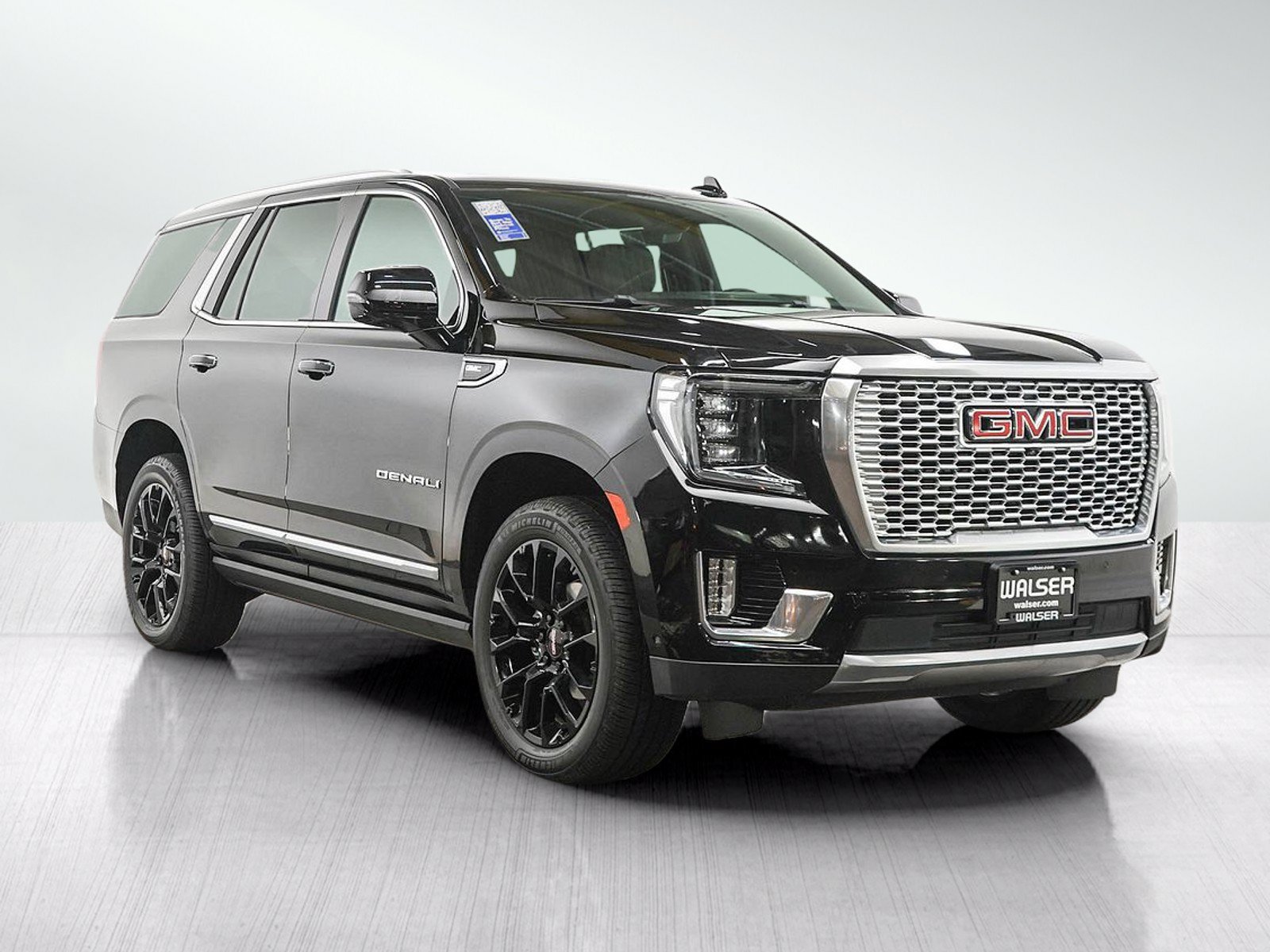 Used 2023 GMC Yukon Denali w/ Denali Reserve Package AWD/4WD image 7