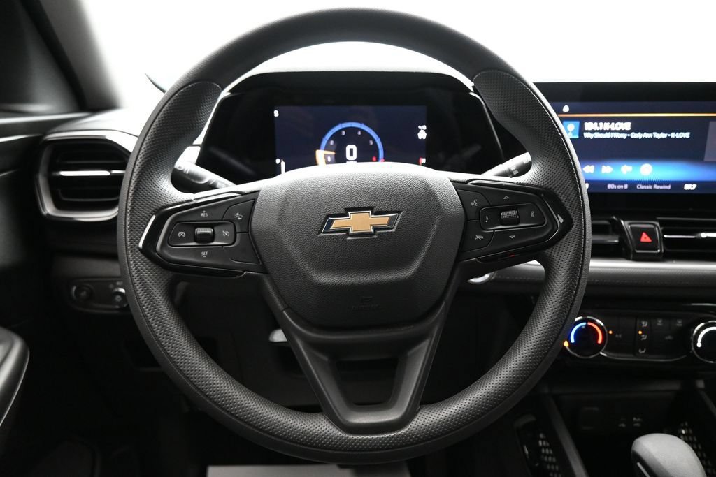 Used 2026 Chevrolet TrailBlazer LT AWD/4WD image 14