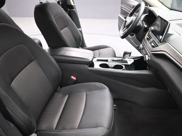 Used 2024 Nissan Altima 2.5 SV image 27