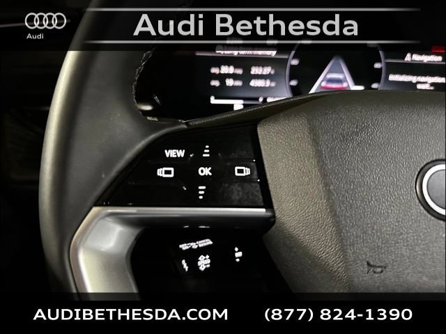 Certified 2025 Audi Q5 Premium w/ Convenience Package AWD/4WD image 17