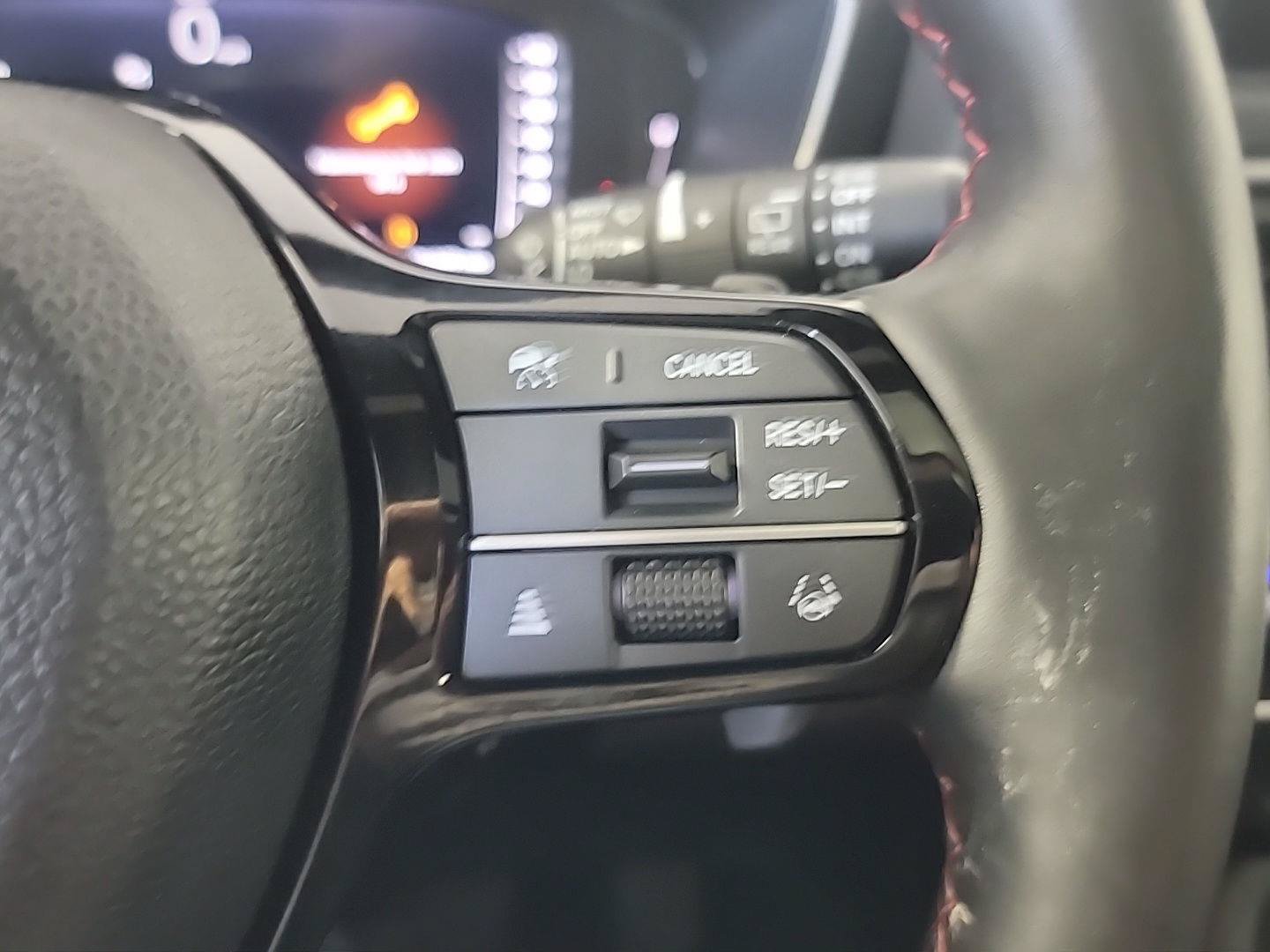 Certified 2025 Honda Pilot Black Edition image 27