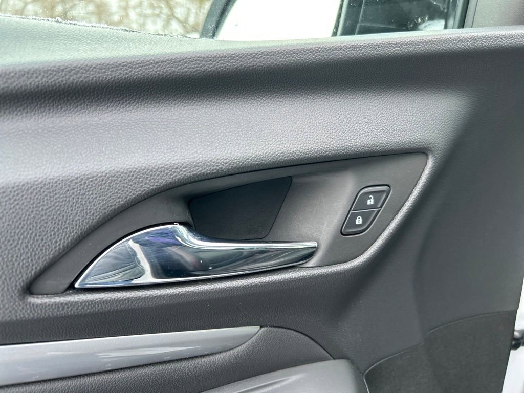 Used 2023 Chevrolet Bolt EUV Premier w/ Sun & Sound Package image 18