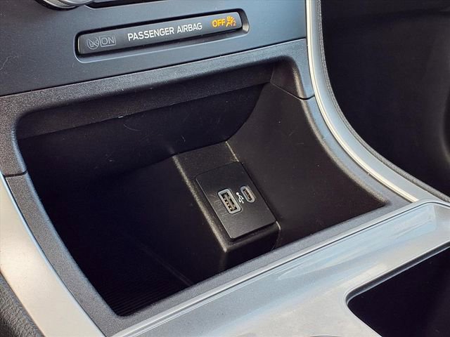 Used 2023 Ford Edge SEL image 13