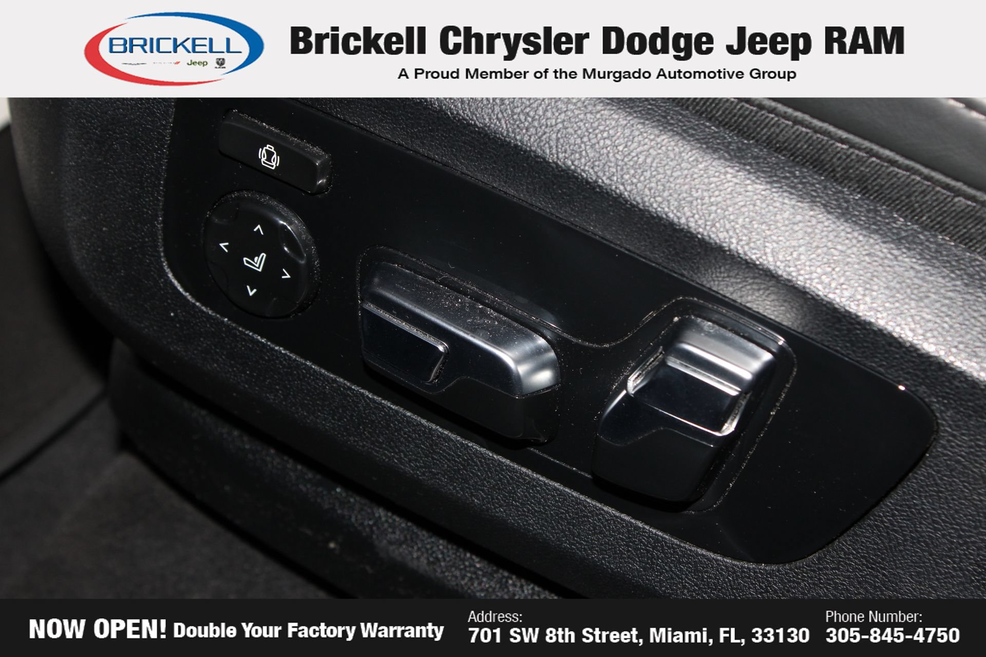 Used 2025 BMW X7 xDrive40i w/ M Sport Package AWD/4WD image 25