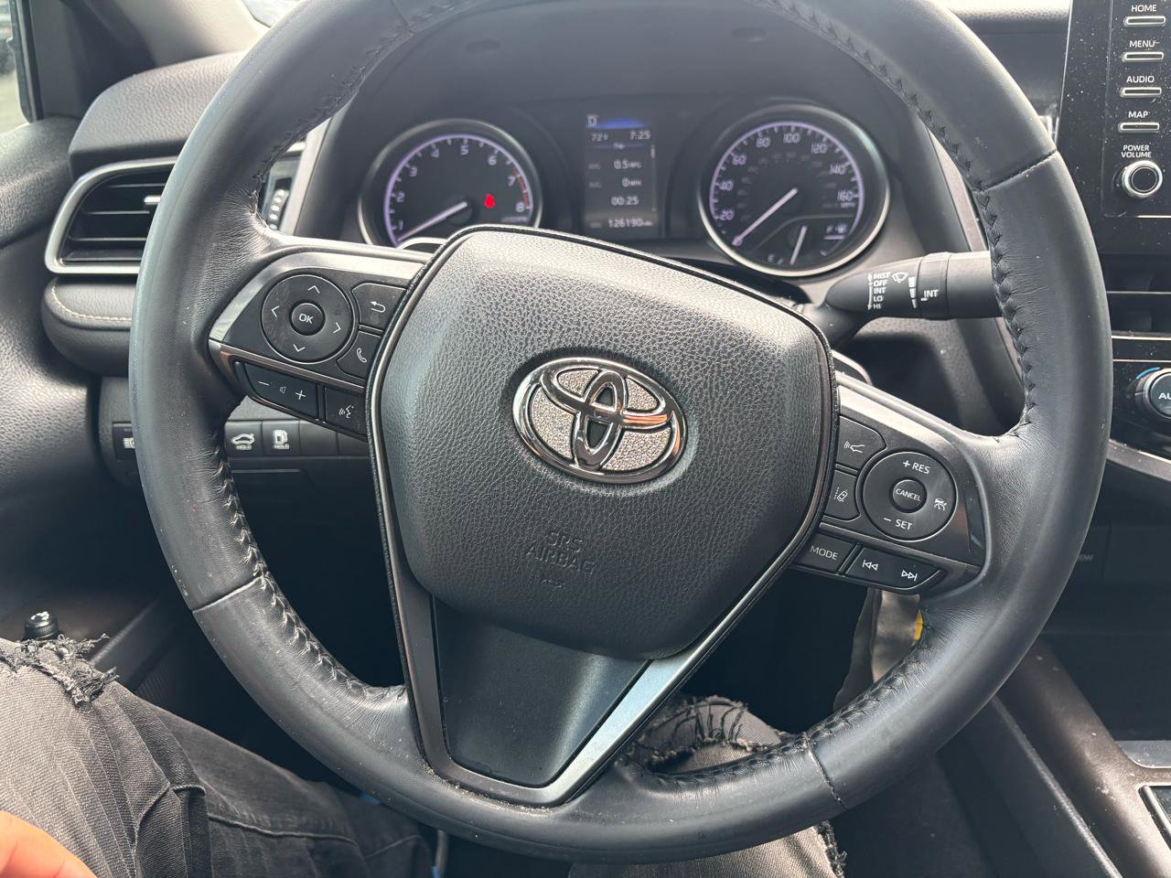 Used 2021 Toyota Camry SE image 14