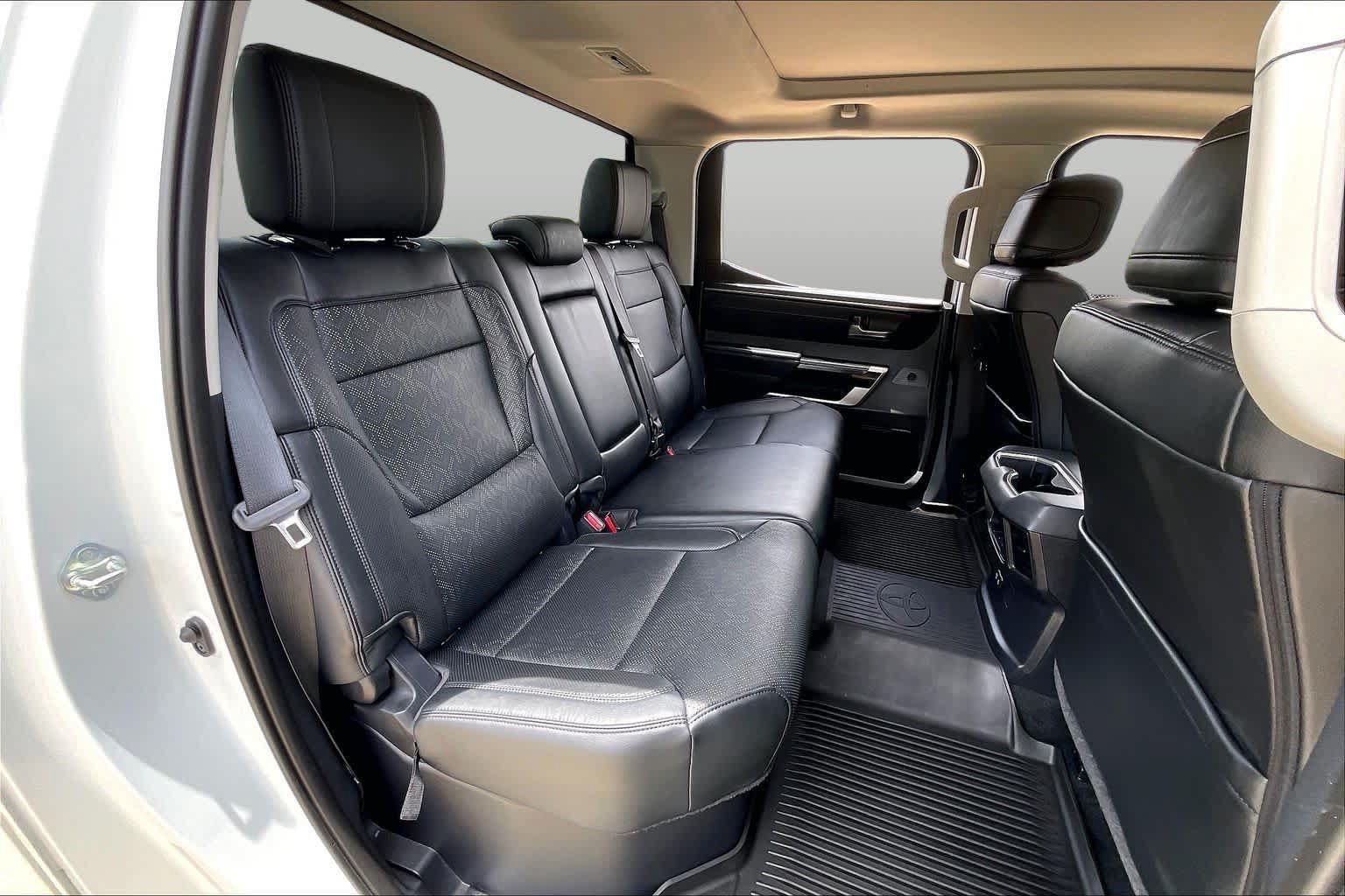Used 2024 Toyota Tundra Limited AWD/4WD image 20