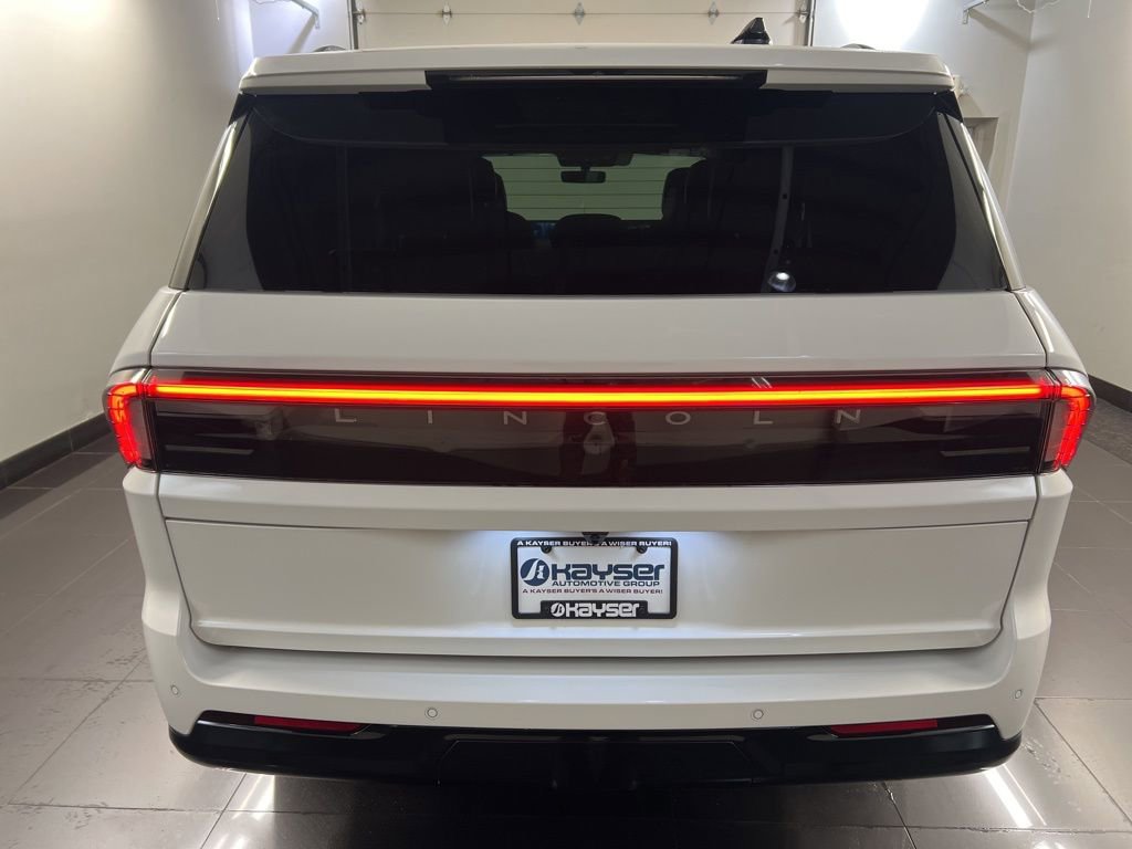 New 2026 Lincoln Navigator Black Label AWD/4WD image 5