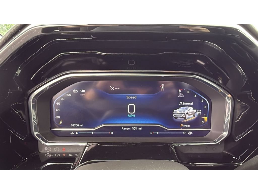 Used 2024 Chevrolet Silverado 1500 LT AWD/4WD image 25
