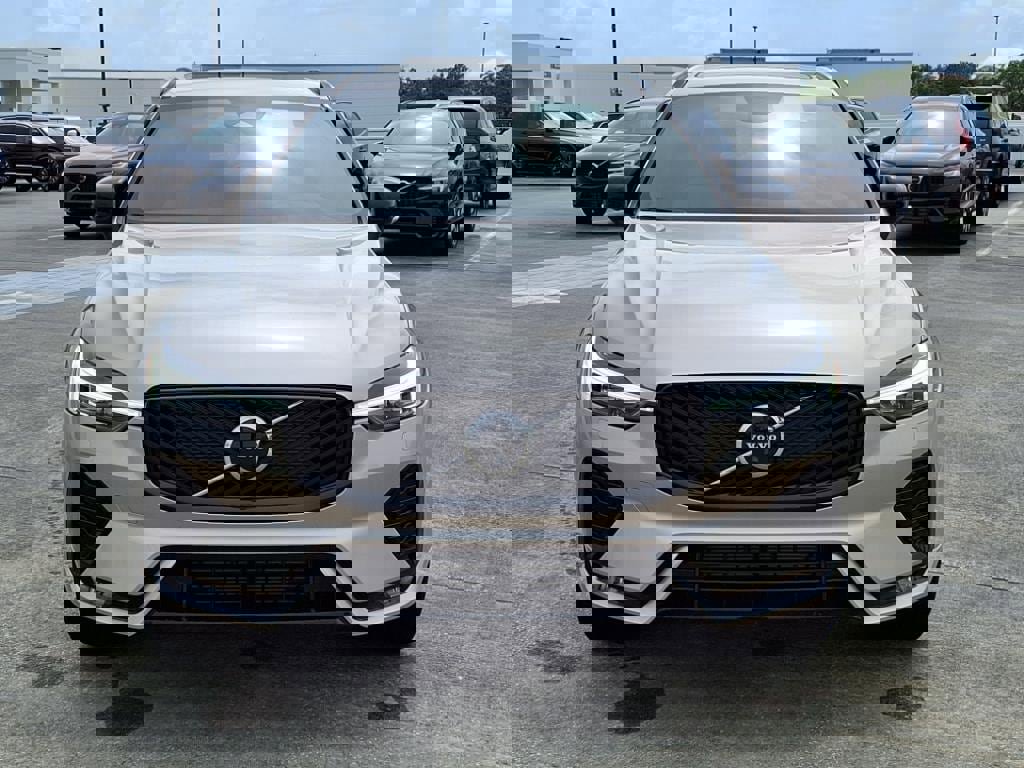 New 2026 Volvo XC60 B5 Plus w/ Protection Package Premier image 2