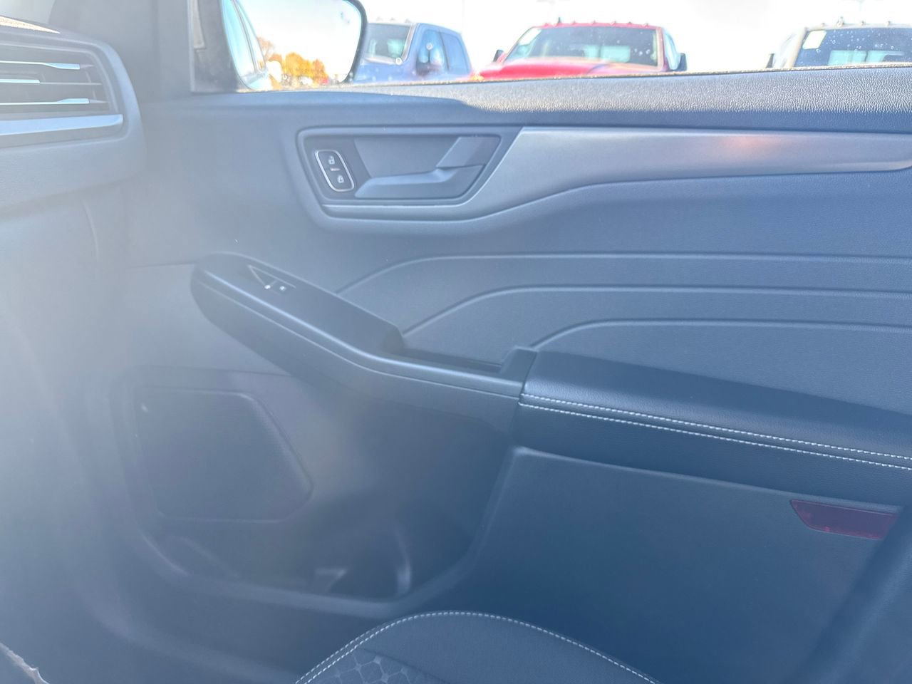 Used 2025 Ford Escape Active image 29