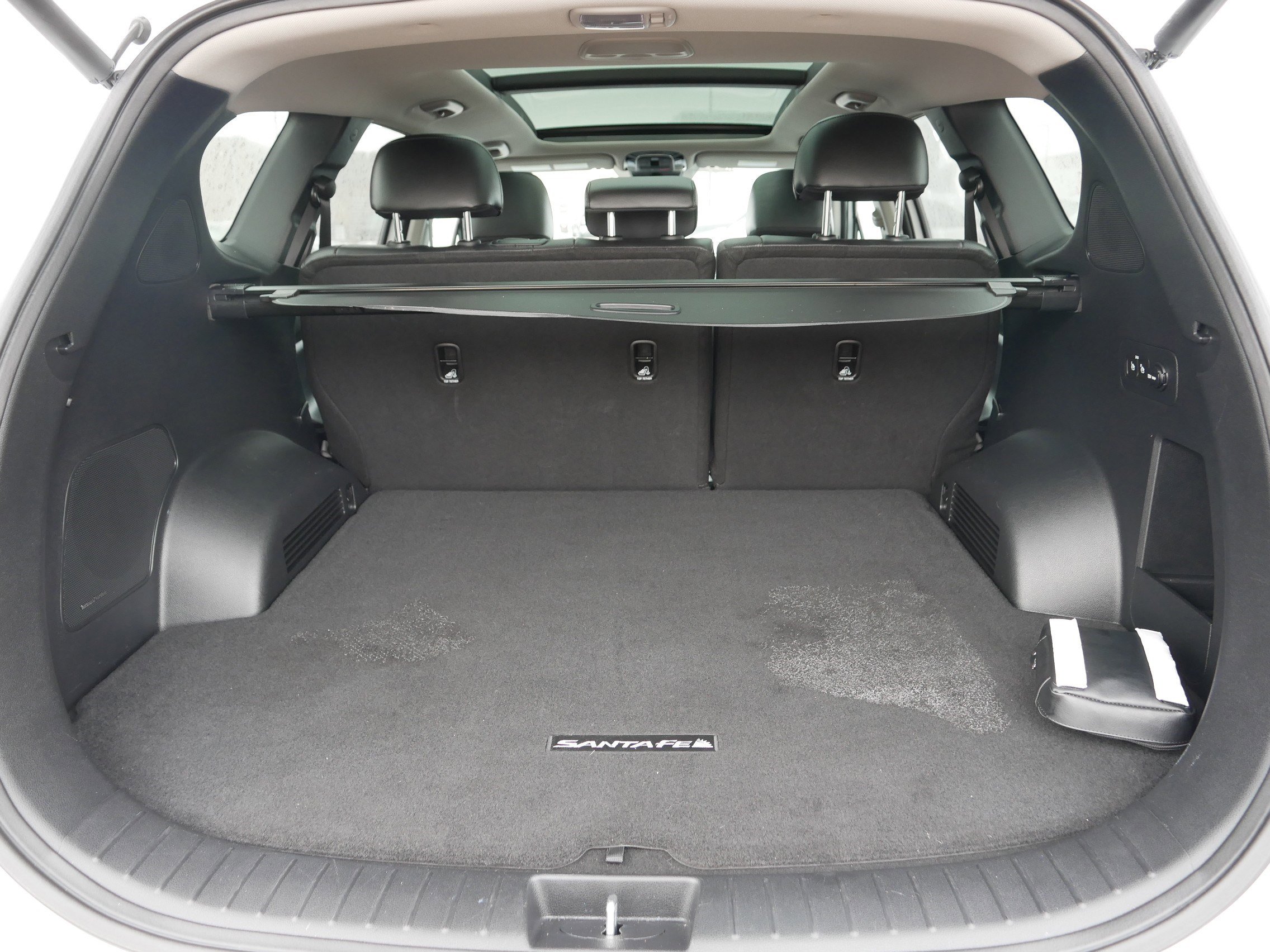 Certified 2023 Hyundai Santa Fe SEL w/ Premium Package image 18