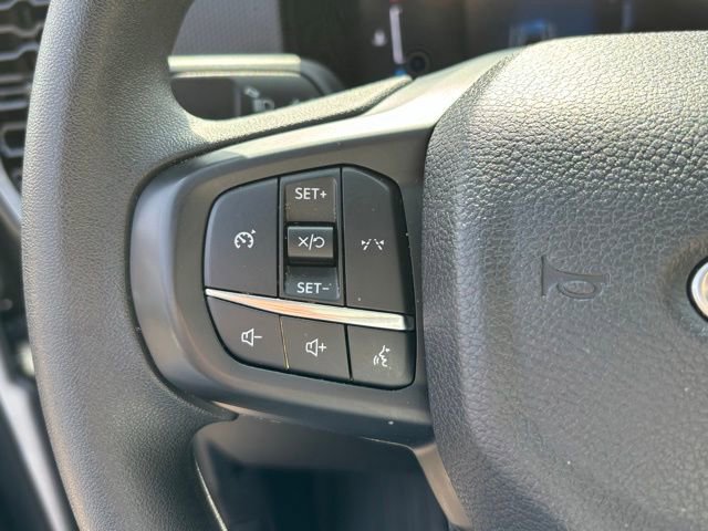 Used 2024 Ford Ranger XL image 23