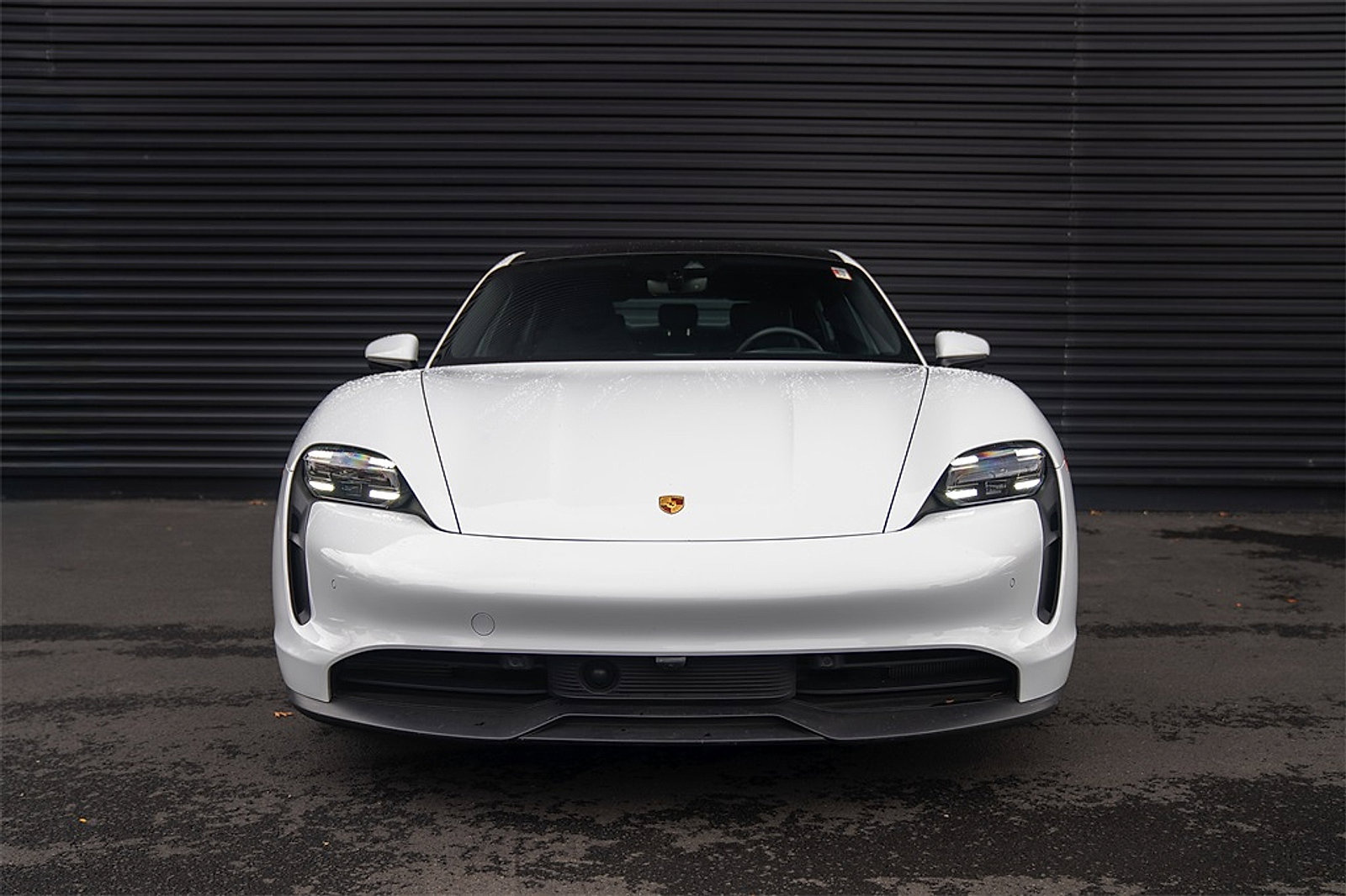 Certified 2023 Porsche Taycan image 24