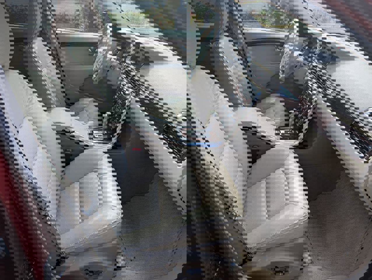 Used 2012 Volvo XC70 T6 Platinum image 17