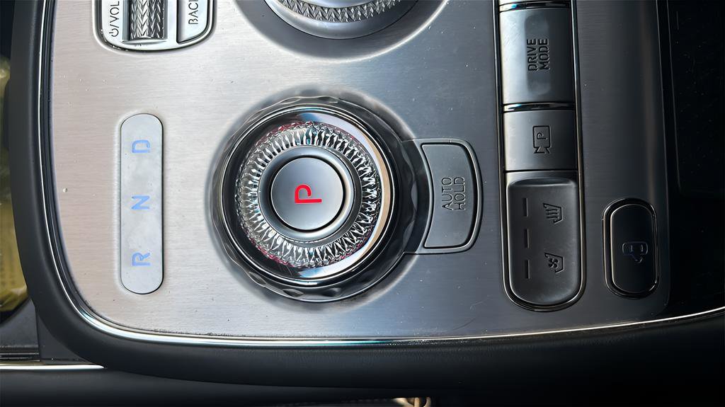 Used 2023 Genesis G90 3.5T image 20