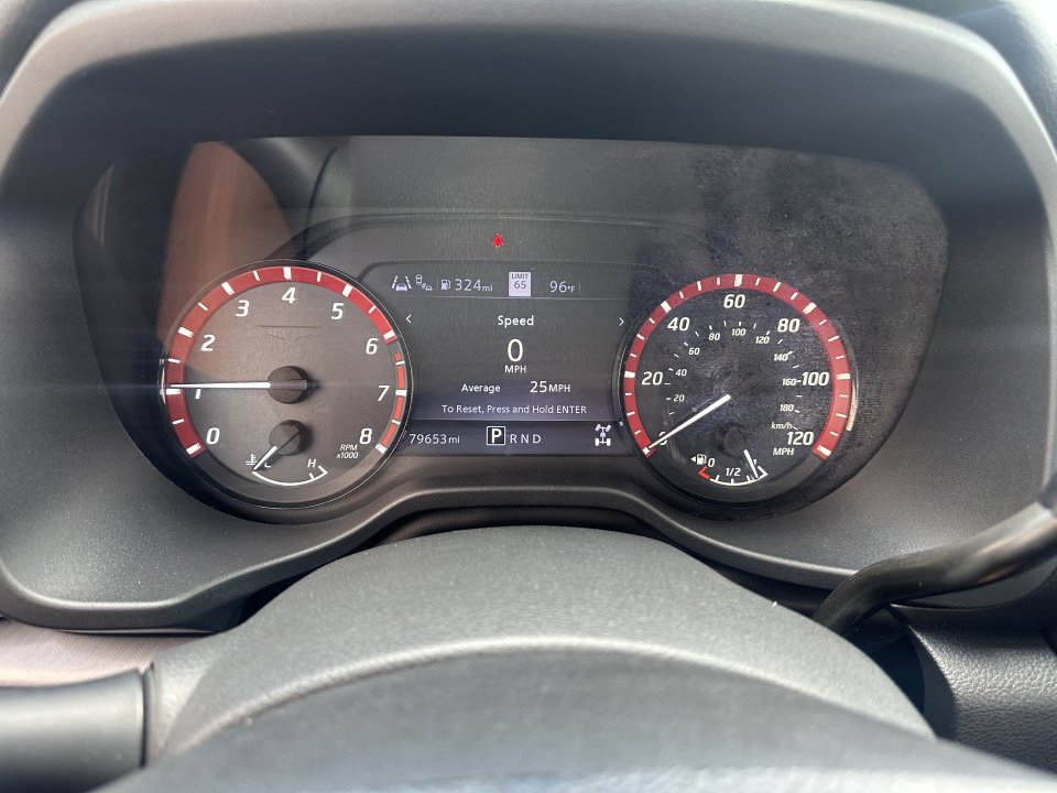 Used 2021 Nissan Titan PRO-4X w/ Pro-4x Utility Package AWD/4WD image 10