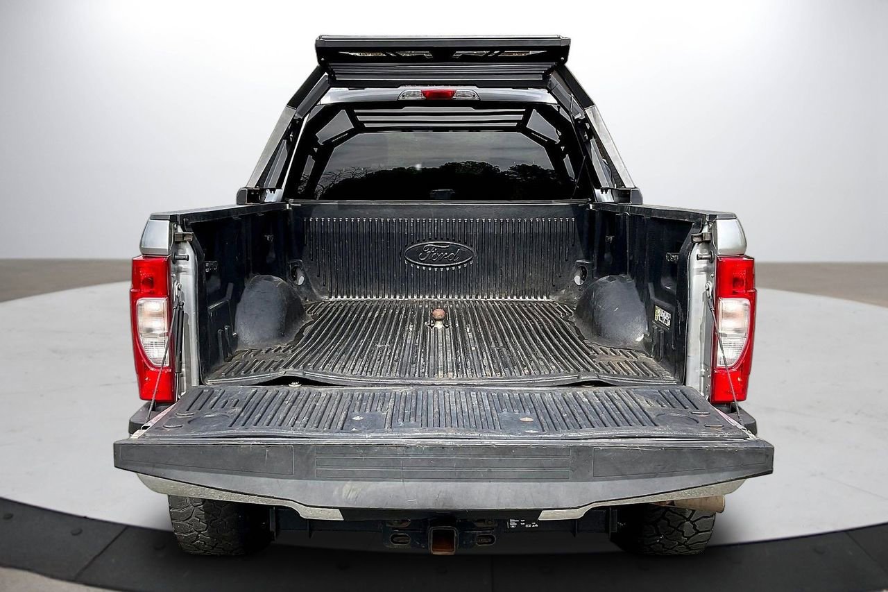 Used 2020 Ford F250 XL w/ STX Appearance Package image 25