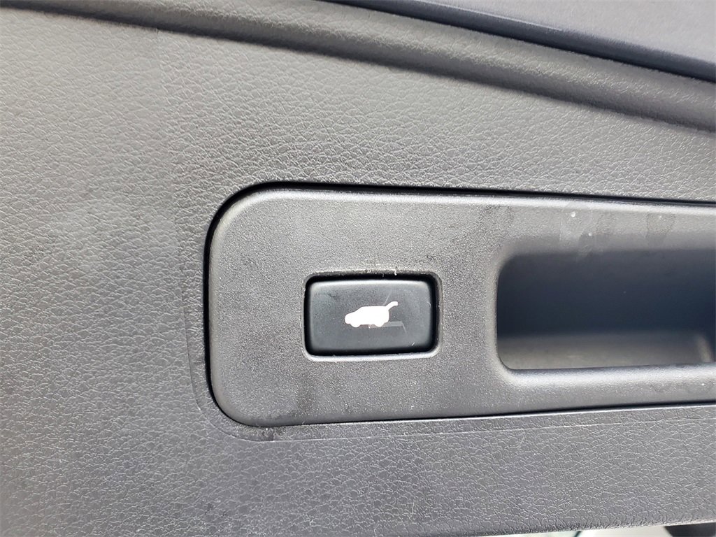 Used 2020 Acura MDX FWD image 9