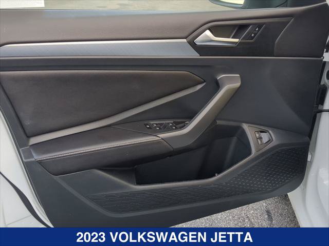 Certified 2023 Volkswagen Jetta SE FWD image 10