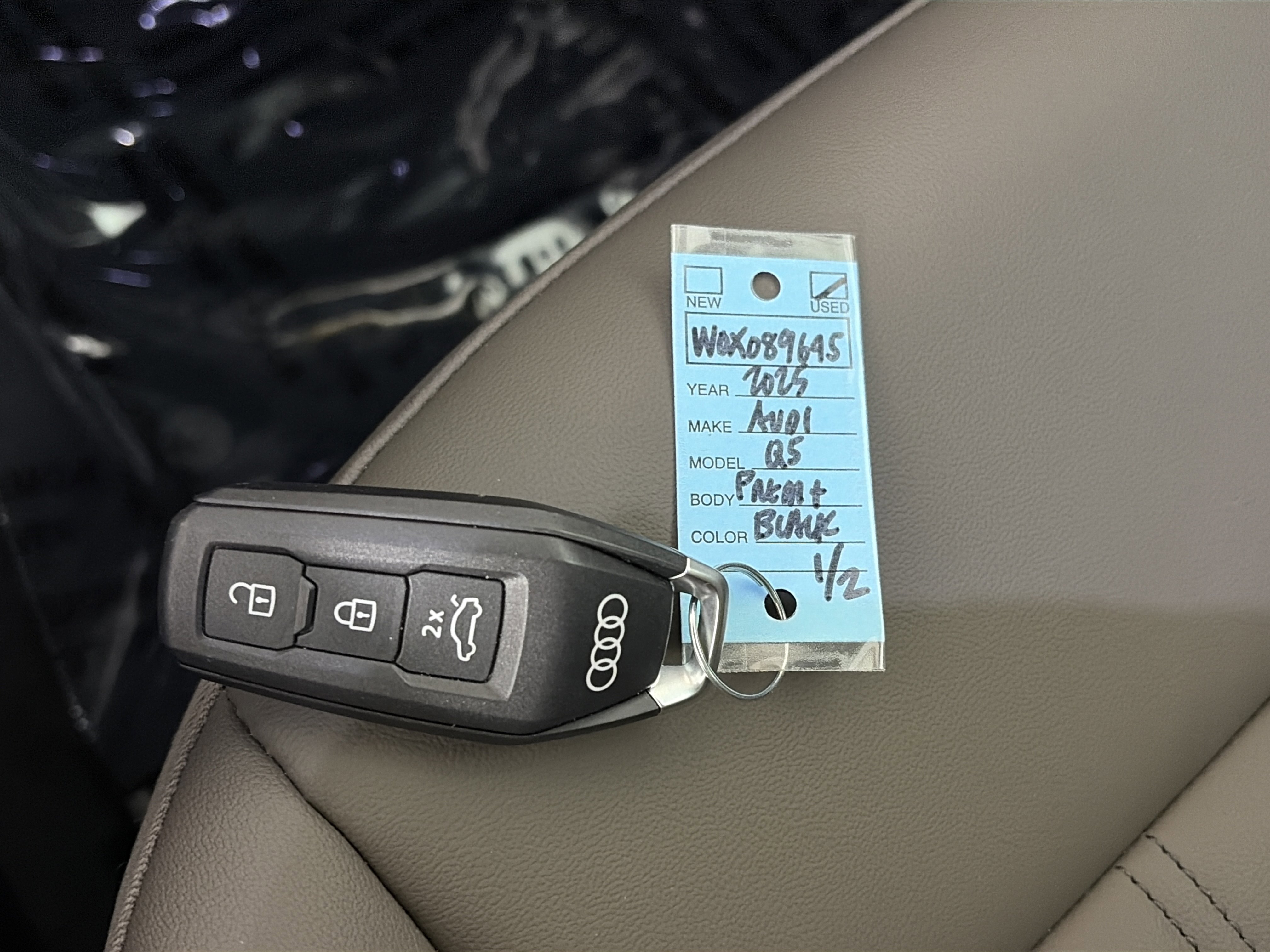 Used 2025 Audi Q5 Premium Plus w/ Premium Plus AWD/4WD image 32