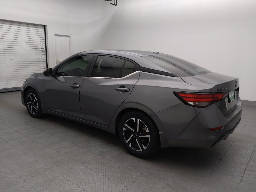 Used 2025 Nissan Sentra SV FWD image 3