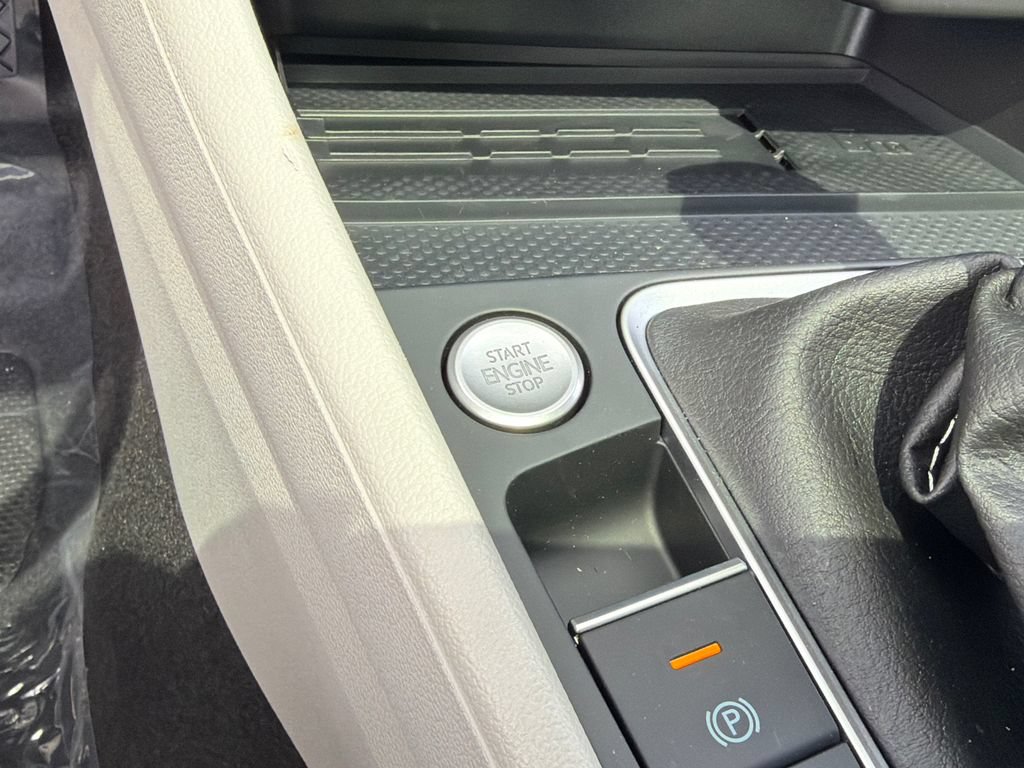 New 2026 Volkswagen Jetta SE FWD image 26