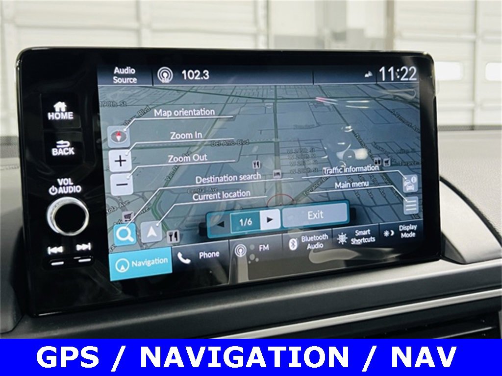 New 2025 Honda Pilot Touring image 8