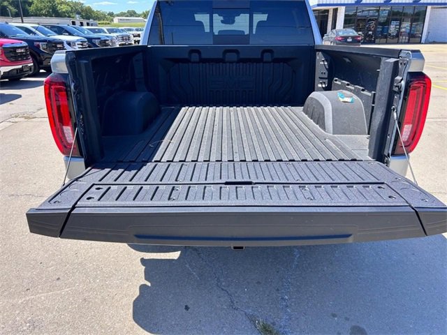 New 2026 GMC Sierra 1500 AT4 w/ AT4 Premium Package image 5