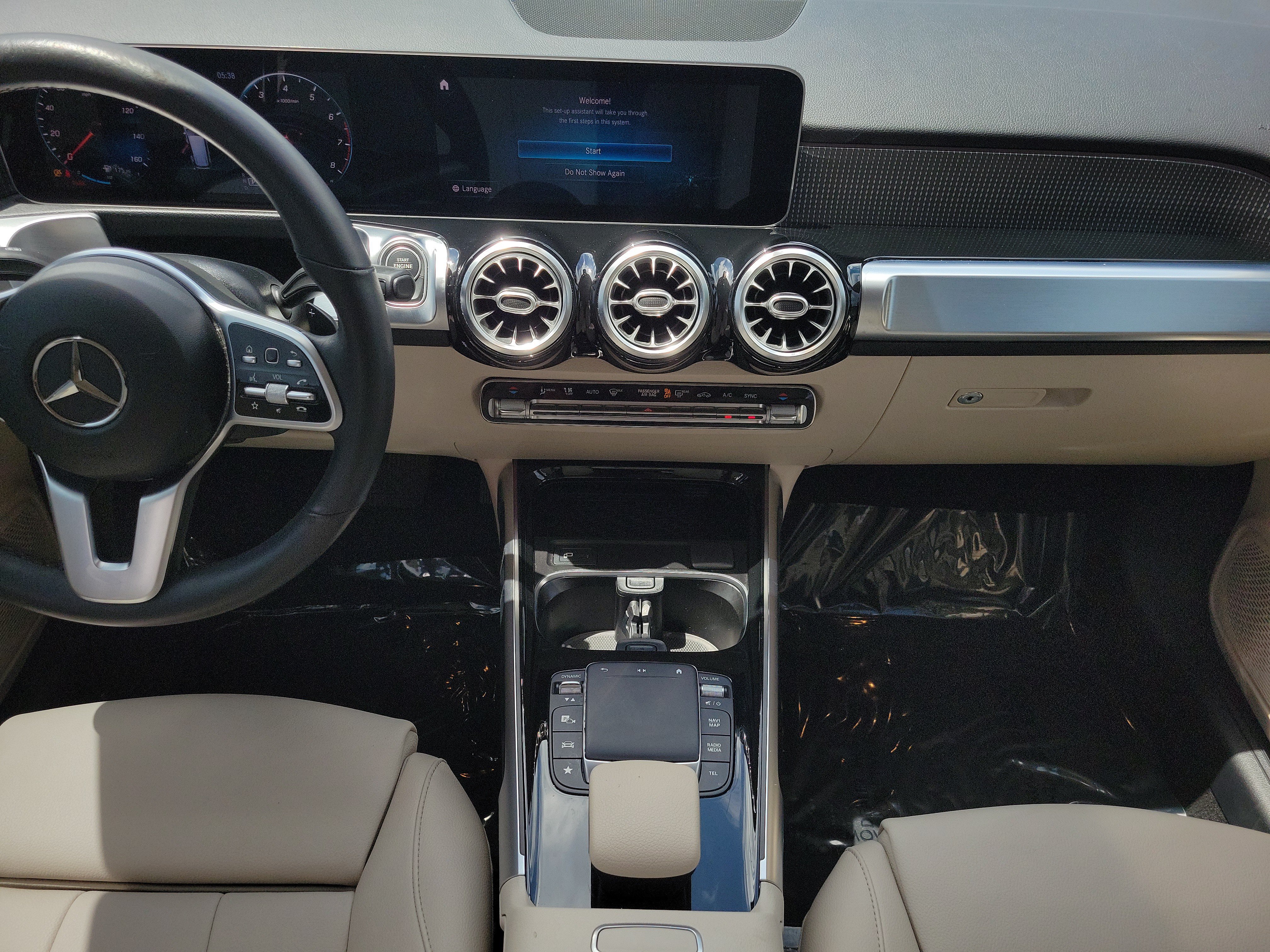 Used 2021 Mercedes-Benz GLB 250 image 14
