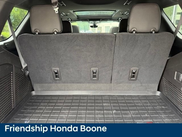 Used 2021 Chevrolet Tahoe Premier w/ Premium Package AWD/4WD image 47