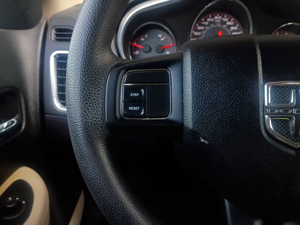 Used 2012 Dodge Avenger SE image 11