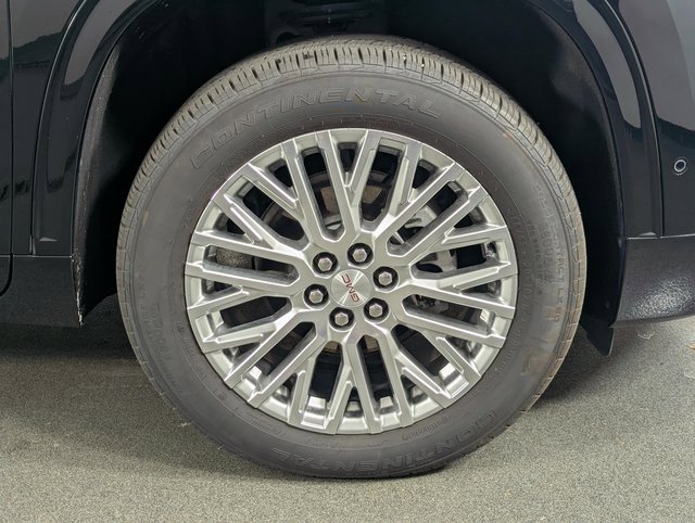 Used 2025 GMC Acadia Denali image 11