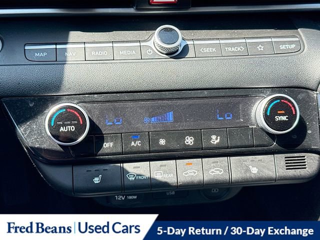 Used 2023 Hyundai Elantra SEL w/ Convenience Package image 18