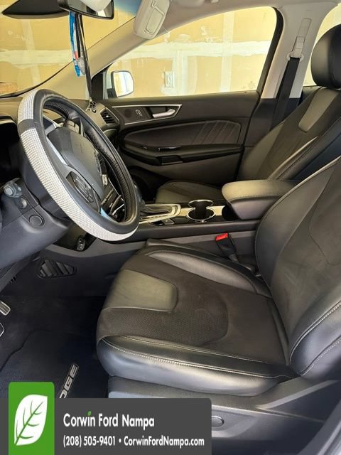 Used 2018 Ford Edge Sport w/ Equipment Group 401A AWD/4WD image 17
