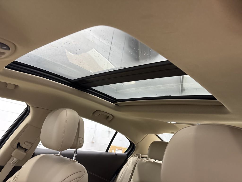 Used 2014 Buick LaCrosse Premium w/ Driver Confidence Package image 28