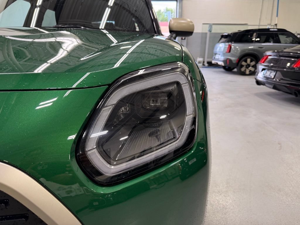 New 2027 MINI Cooper Countryman S w/ Comfort Package Max AWD/4WD image 9