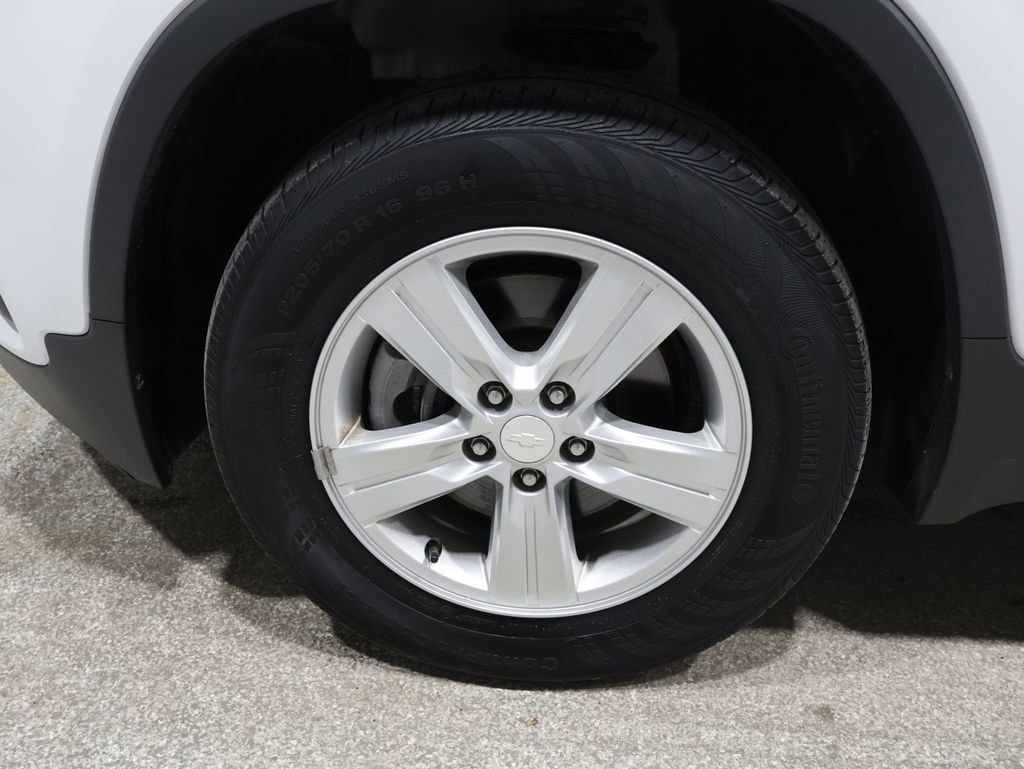 Used 2020 Chevrolet Trax LT w/ LT Convenience Package image 9