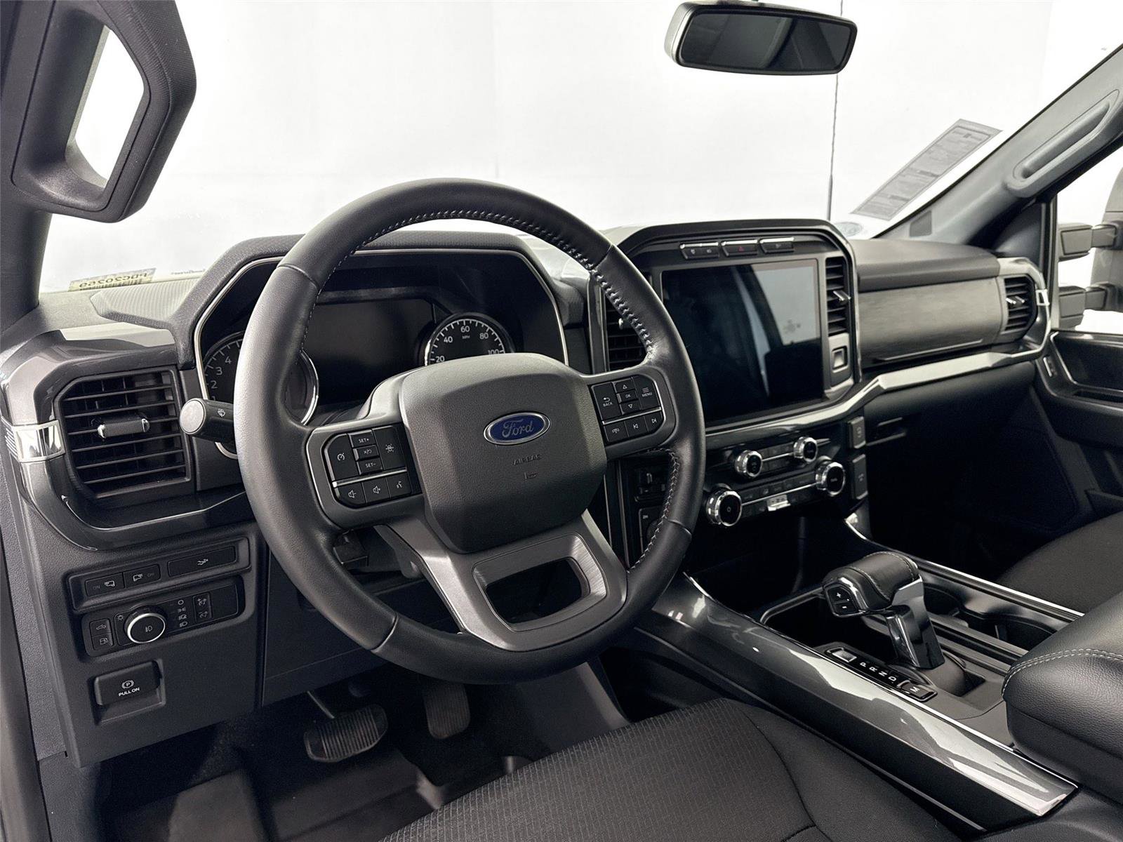 Used 2022 Ford F150 XLT w/ Equipment Group 302A High image 4