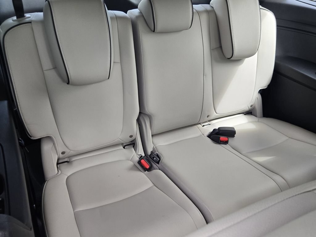 Certified 2025 Honda Odyssey Touring image 19