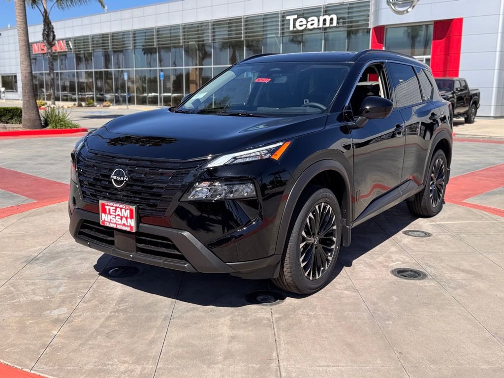 New 2026 Nissan Rogue Dark Armor image 4
