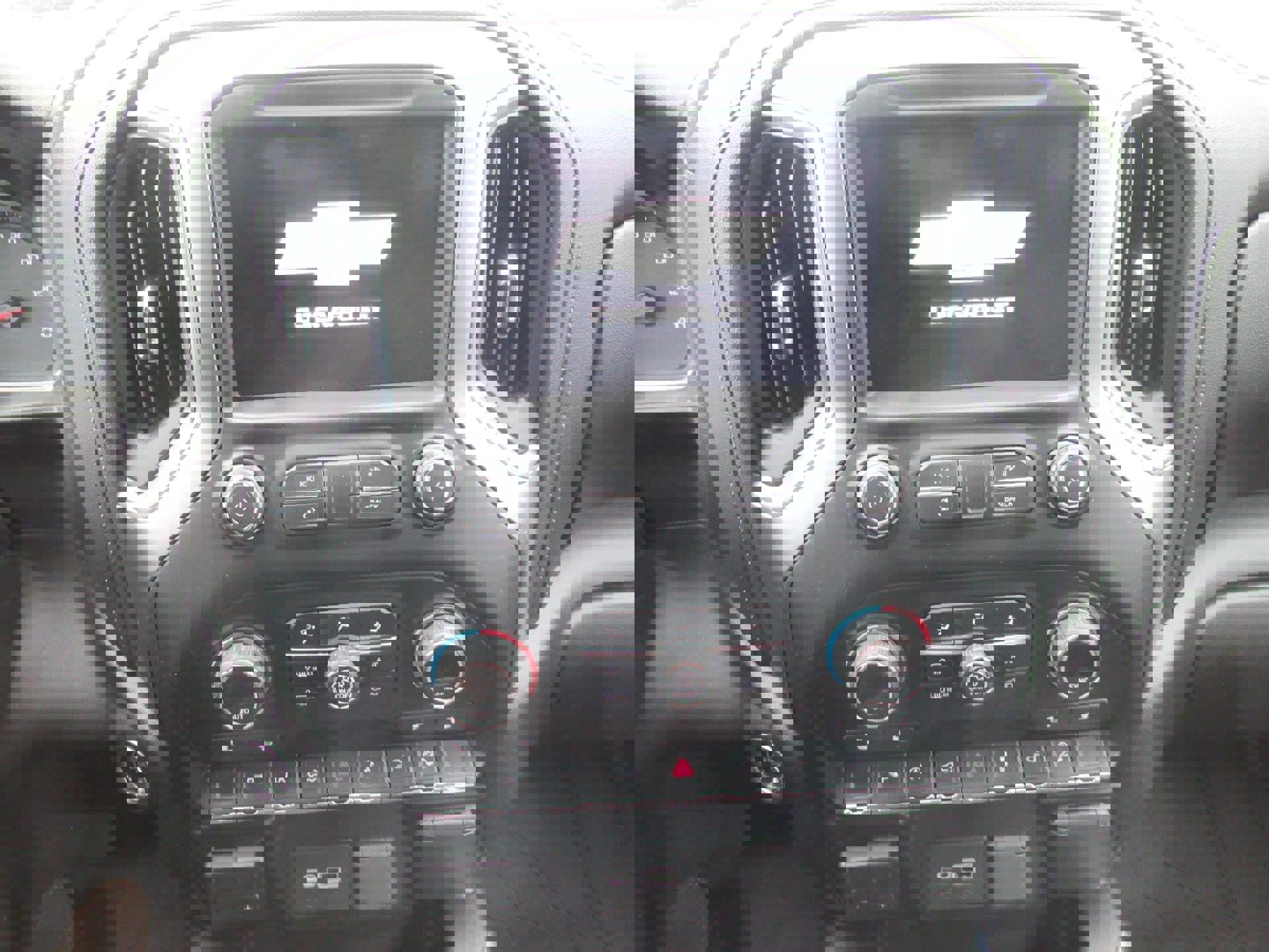 Certified 2021 Chevrolet Silverado 1500 RST image 12