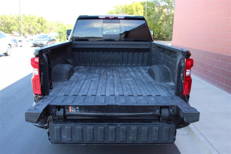 Used 2024 Chevrolet Silverado 2500 High Country w/ High Country Premium Package image 19